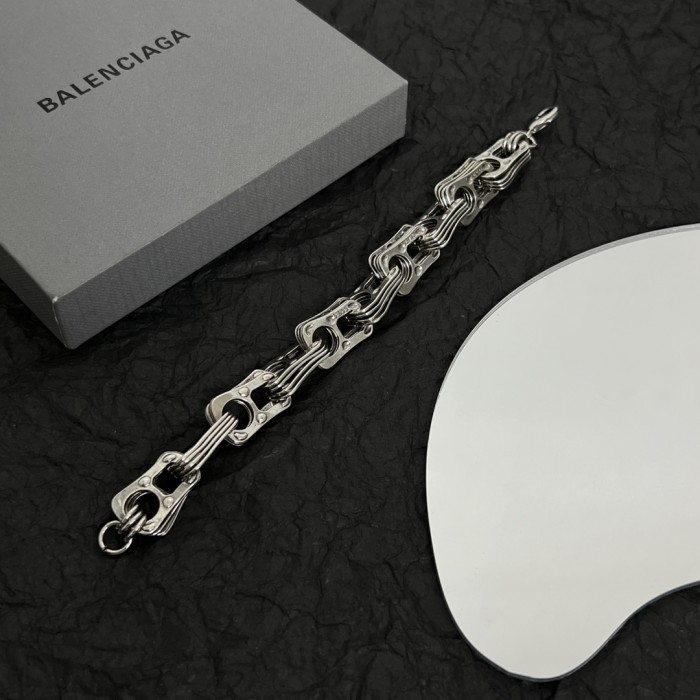 Jewelry Balenciaga 105
