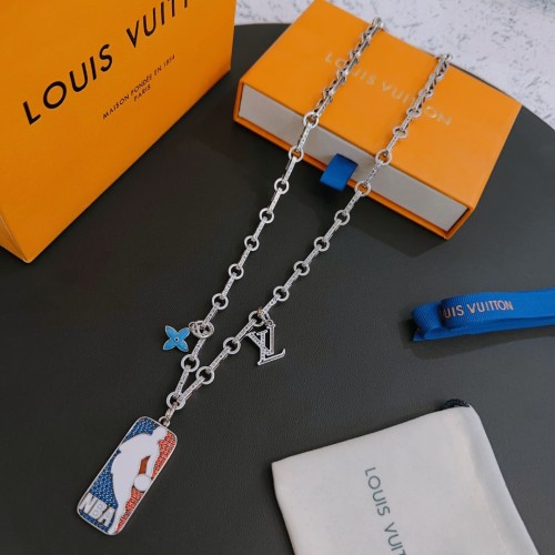 Jewelry Louis Vuitton 375