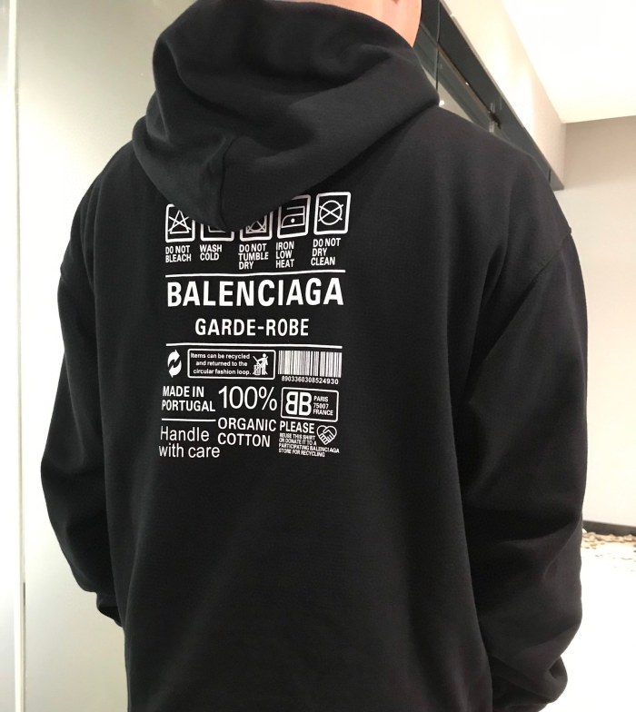 Clothes Balenciaga 401
