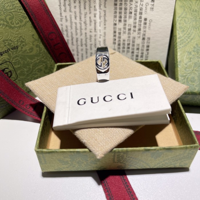 Jewelry Gucci 824