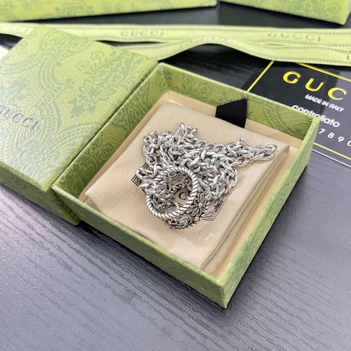 Jewelry Gucci 820
