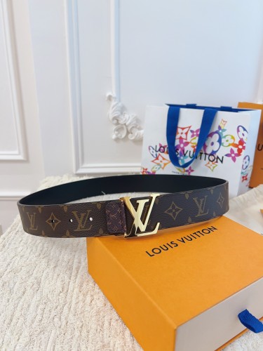 Louis Vuitton Belt 22 (width 4cm)