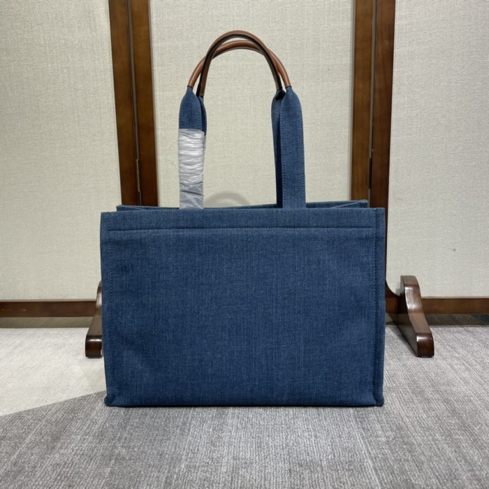  Handbags Chloe CABAS THAIS 196762 size:41 X 28 X 17 cm