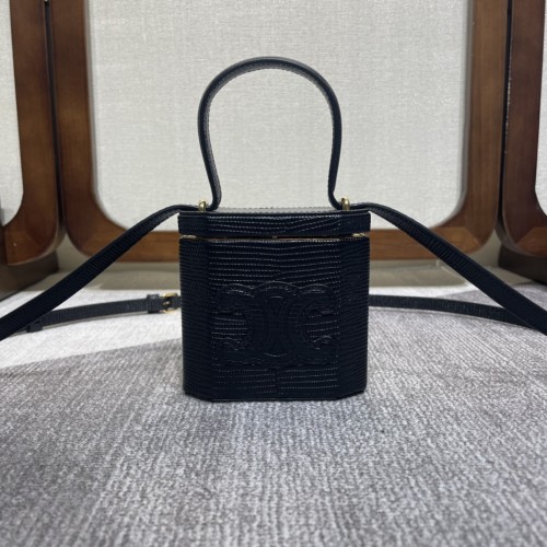  Handbags CELIN LOCK TRIOMPHE 199602 size:11 X 10 X 5 cm