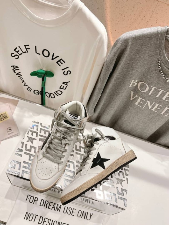 Golden Goose Sky-Star Leather White Black