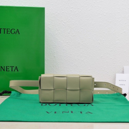  Handbags LOEWE 6815 size:17.5×9.5×5 cm