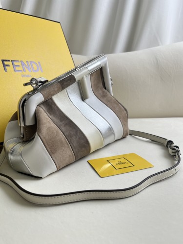 handbags FENDI 129 size:26*18*9.5cm