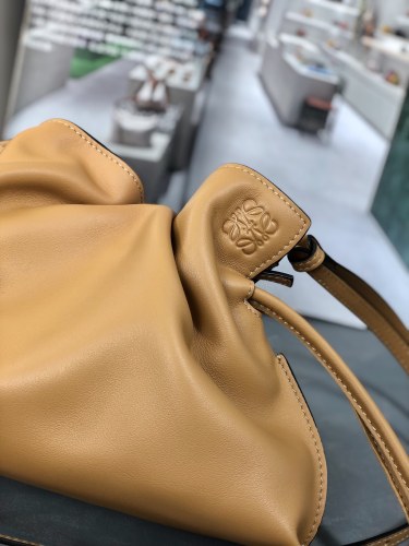  Handbags LOEWE mini flamenco clutch  size:22.5-18-9 cm