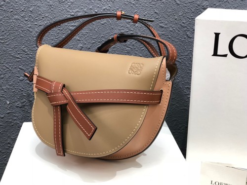  Handbags LOEWE zp  size:20*19*11.5 cm