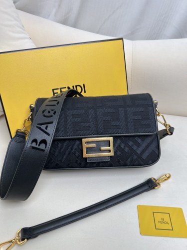 handbags FENDI Baguette size:26*6.5*13.5cm