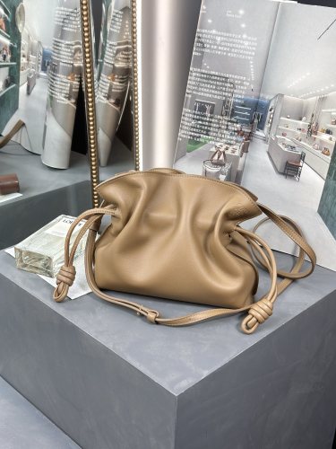  Handbags LOEWE mini flamenco clutch size:22.5-18-9 cm