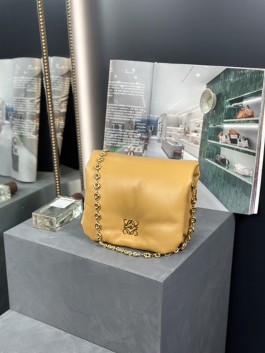  Handbags LOEWE Puffer Goya size:23-13-6 cm