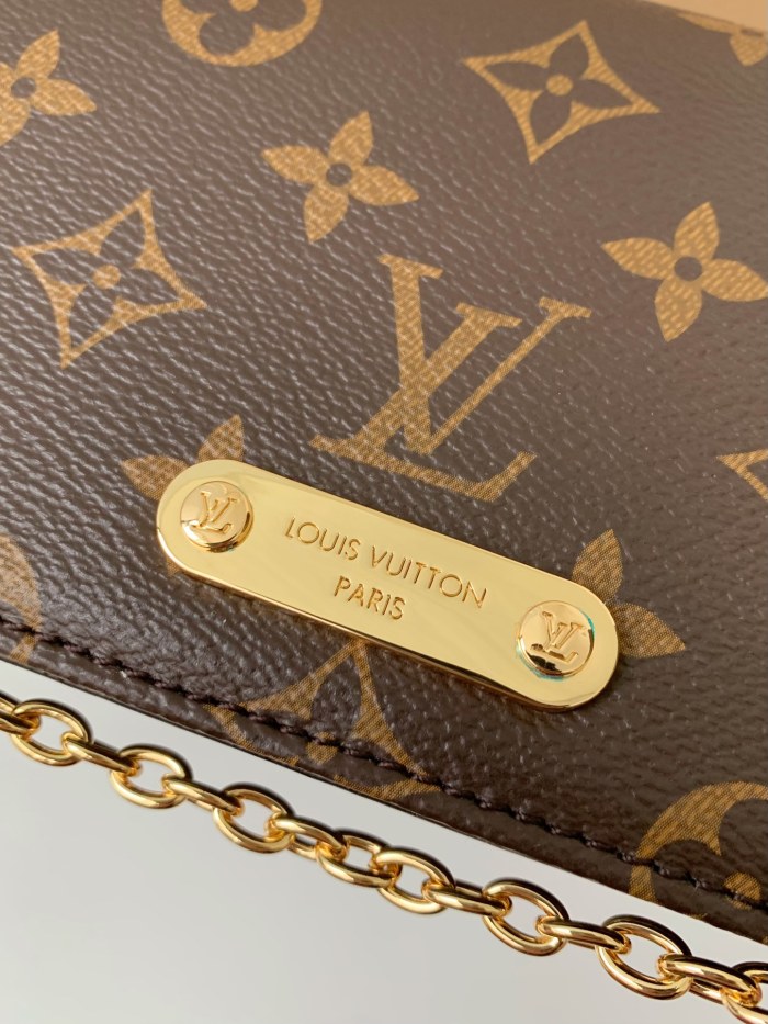  Handbags Louis Vuitton M82509 size:20.7x10.2x3.5 cm