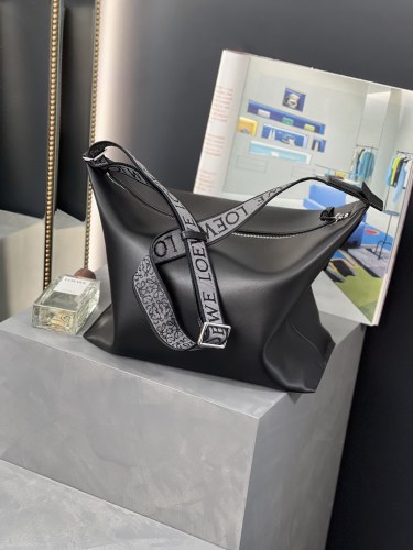  Handbags LOEWE 𝐂𝐮𝐛𝐢   size:43-13.5-29 cm