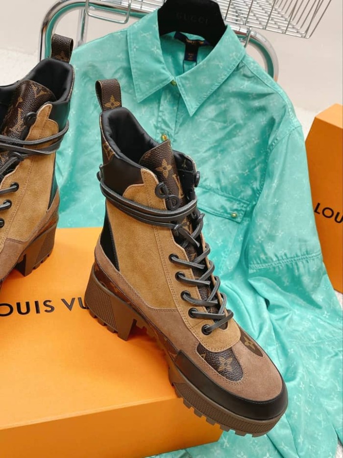 Louis Vuitton Laureate Platform Desert Boot Beige