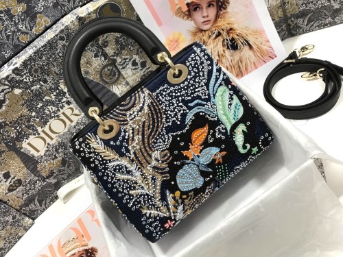  Handbags Lady Dior Mo565 size:24*20*11 cm