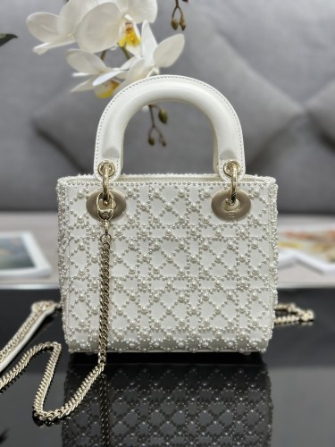  Handbags Lady Dior M0505 size:17-15-7 cm