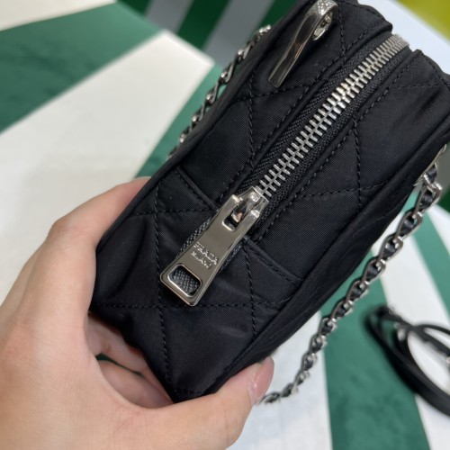 Handbags Handbags Prada 1BH910 size:21.5*15*6 cm