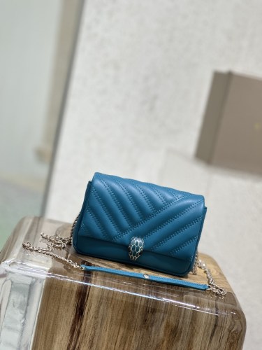  Handbags Bvlgari 288706 size:17*11*5 cm