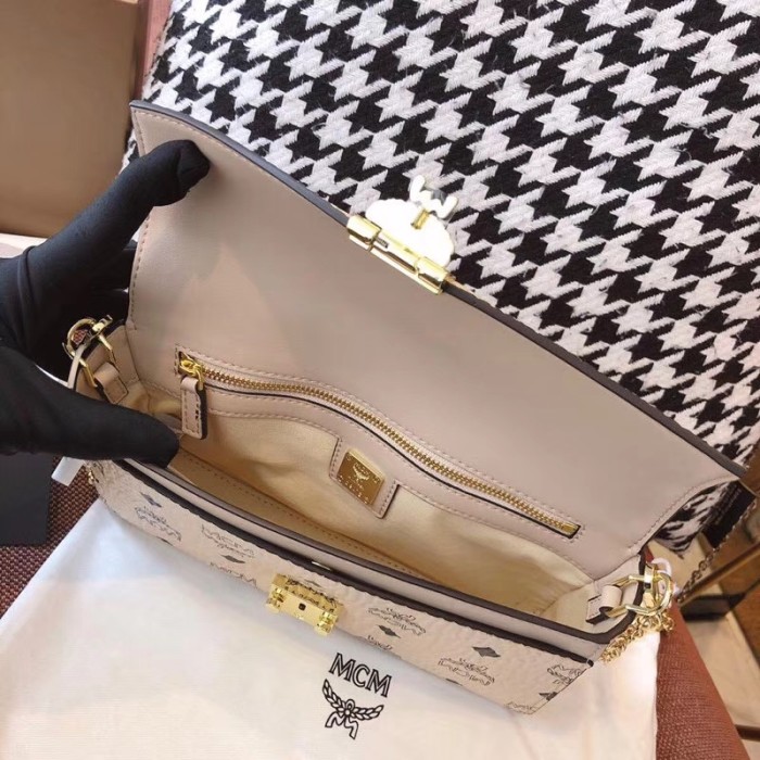  Handbags MCM 6226 size:24*14*5 cm