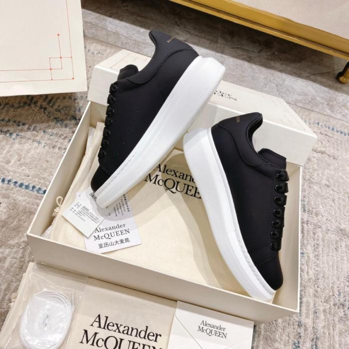 Alexander McQueen Oversized Black White Sole