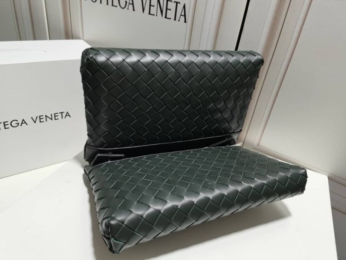 Handbags Bottega Veneta 836590 size 26*17*8