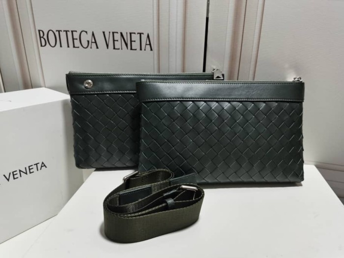 Handbags Bottega Veneta 836590 size 26*17*8