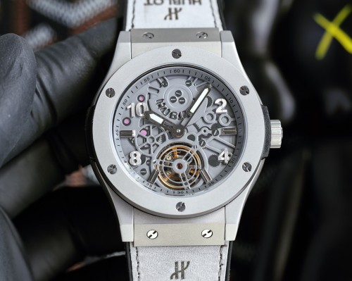 Watches  Hublot 315793 size:45*13 mm