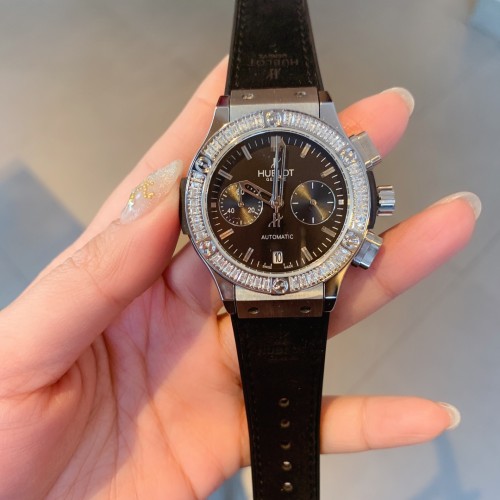 Watches Hublot  315701 size:38 mm