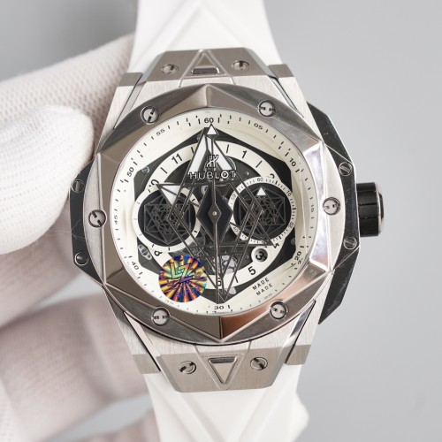 Watches  Hublot  315751 size:45 mm