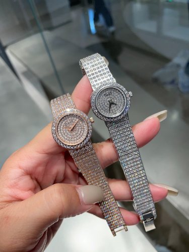Watches PIAGET 322752 size:20*7/23*7 mm