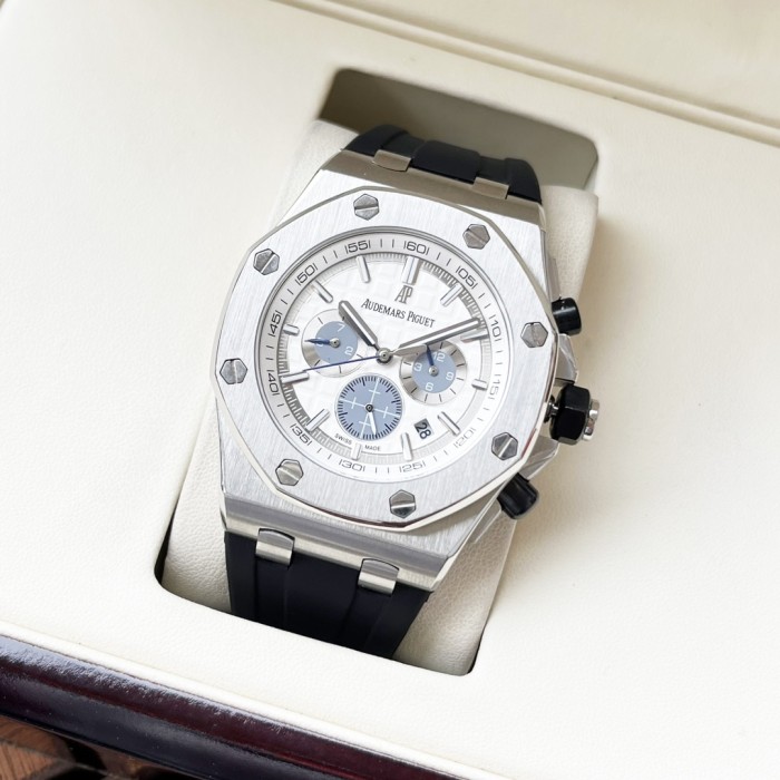 Watches  AudemarsPiguet 323070 size:44*15 mm