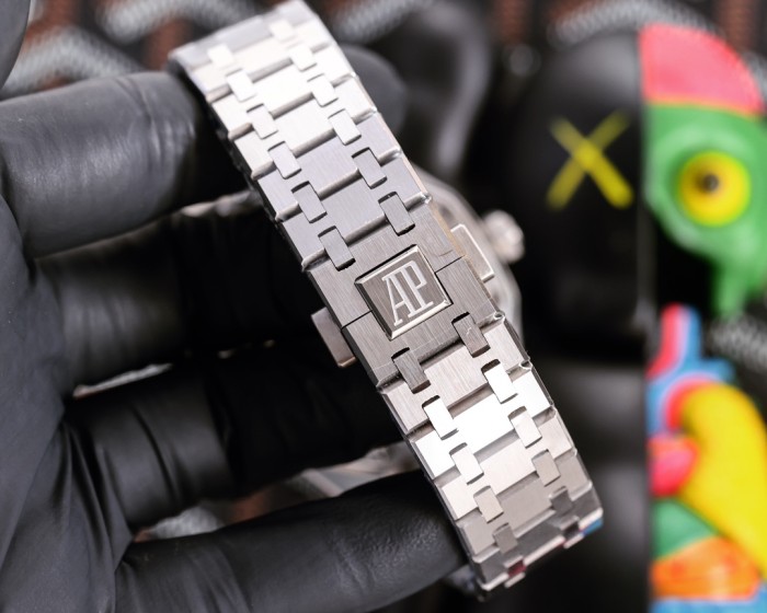 Watches  AudemarsPiguet 323091 size:45*12 mm