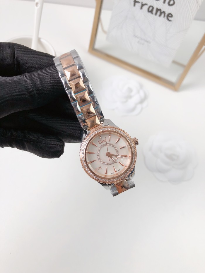 Watches Dior 323386 size:34 mm