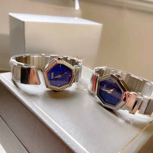 Watches Dior 323396 size:33 mm