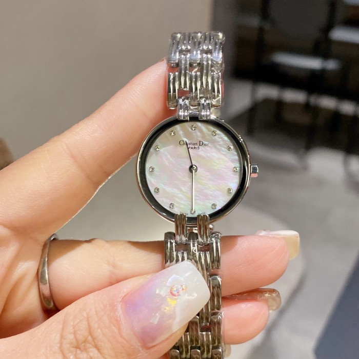 Watches Dior 323380 size:34 mm