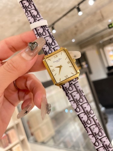 Watches Dior 323442 size:26*32 mm