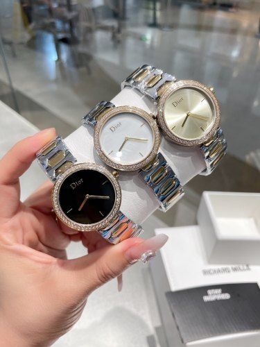 Watches Dior 323425 size:26*32 mm