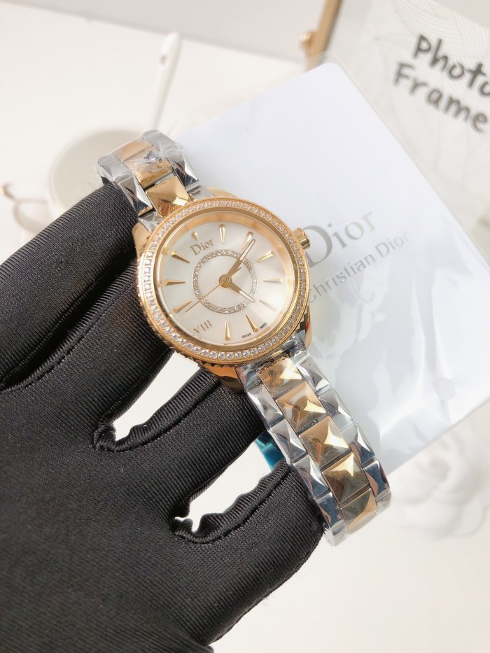 Watches Dior 323386 size:34 mm