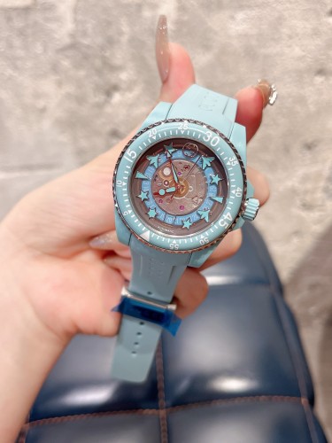 Watches GUCCI 323505 size:40 cm