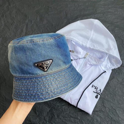 Streetwear Hat Prada 329404