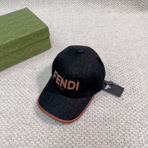 Streetwear Hat Fendi 329339