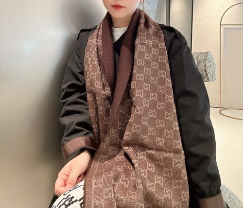 Streetwear Scarf GUCCI 328958 SIZE:55x190cm