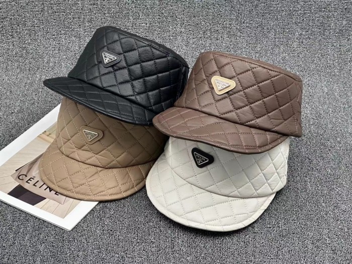Streetwear Hat Prada 328892