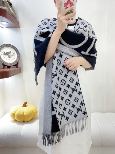 Streetwear Scarf LV 328862  SIZE:45*210cm