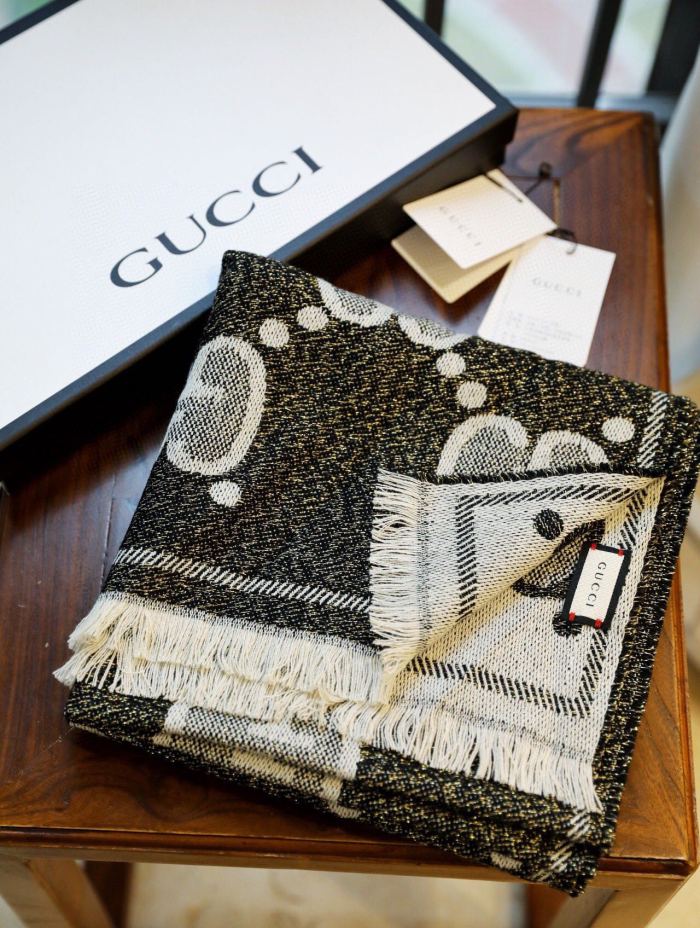 Streetwear Scarf GUCCI 328735 SIZE:45*195cm