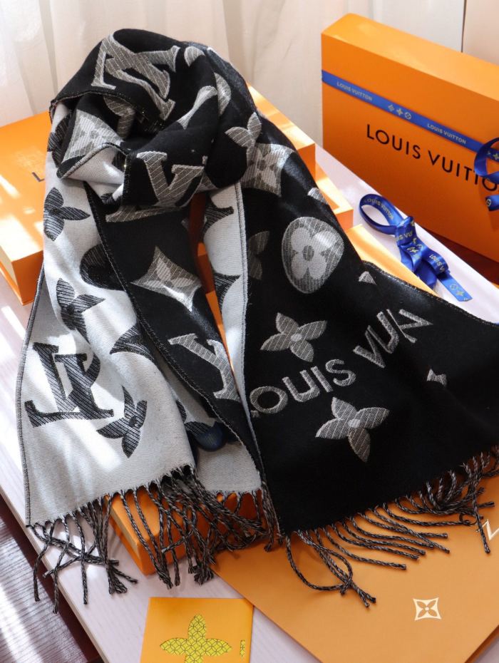 Streetwear Scarf LV 328727 SIZE:32*180cm