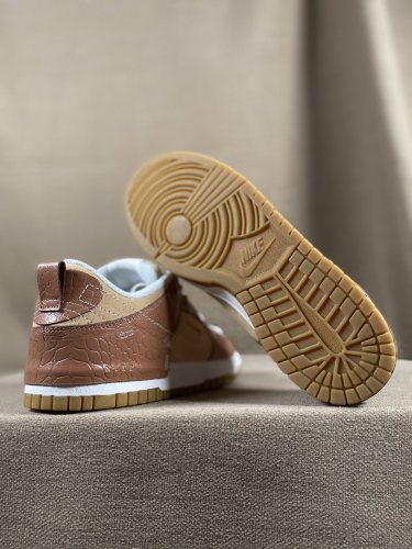 Nike Dunk Low Disrupt 2 SE Mineral Clay (W)