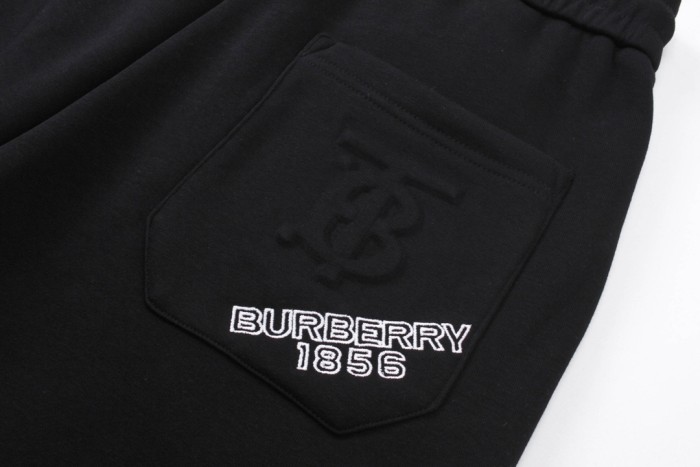  Clothes Burberry 677