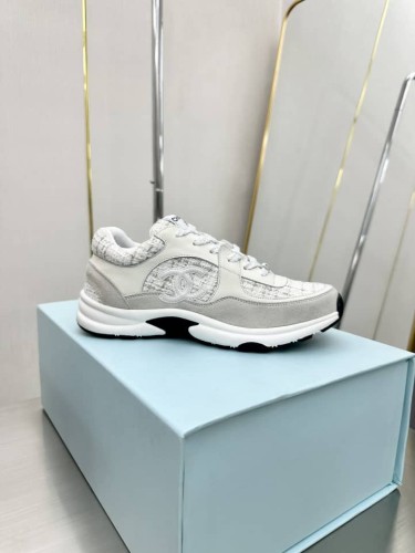 Chanel Wmns CC Logo Sneaker White Silver